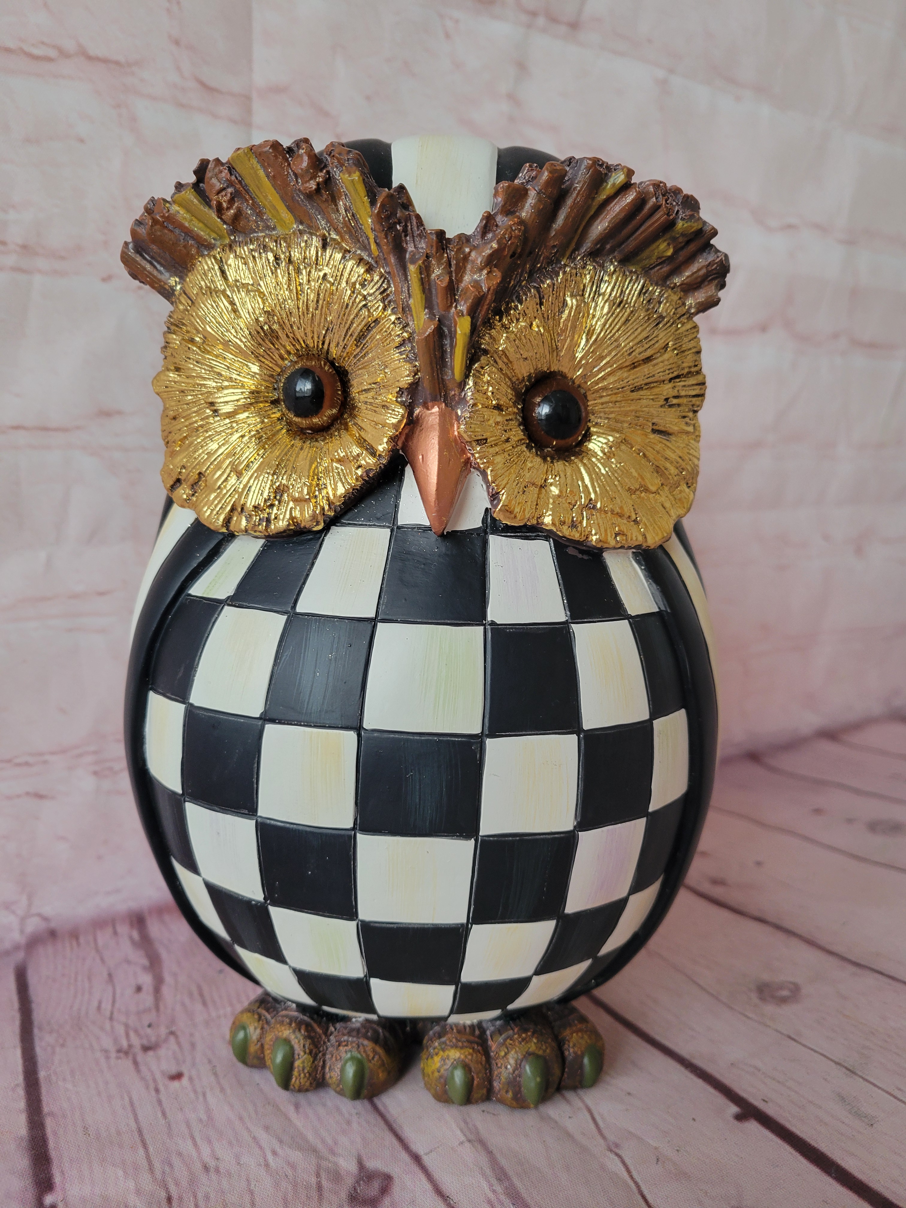 JRA’s Owls, Cats, and Pumpkin Auction